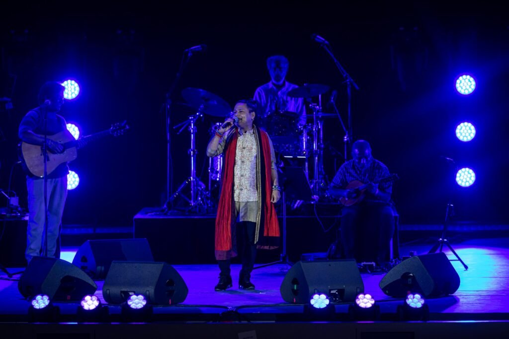 Padmashri Kailash Kher and Kailasa live at Dubai Millennium Amphitheatre